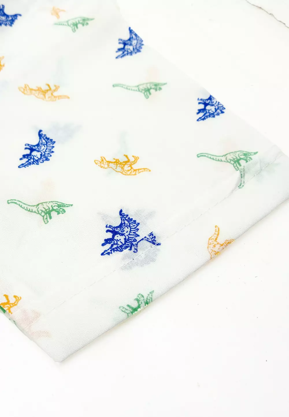 Wakakids Kemeja Anak Laki Laki Usia 1 Tahun Hingga 8 Tahun Atasan Baju Kerah Shanghai Mandarin Collar Motif Dino Putih Full Printing 4263 Vensk