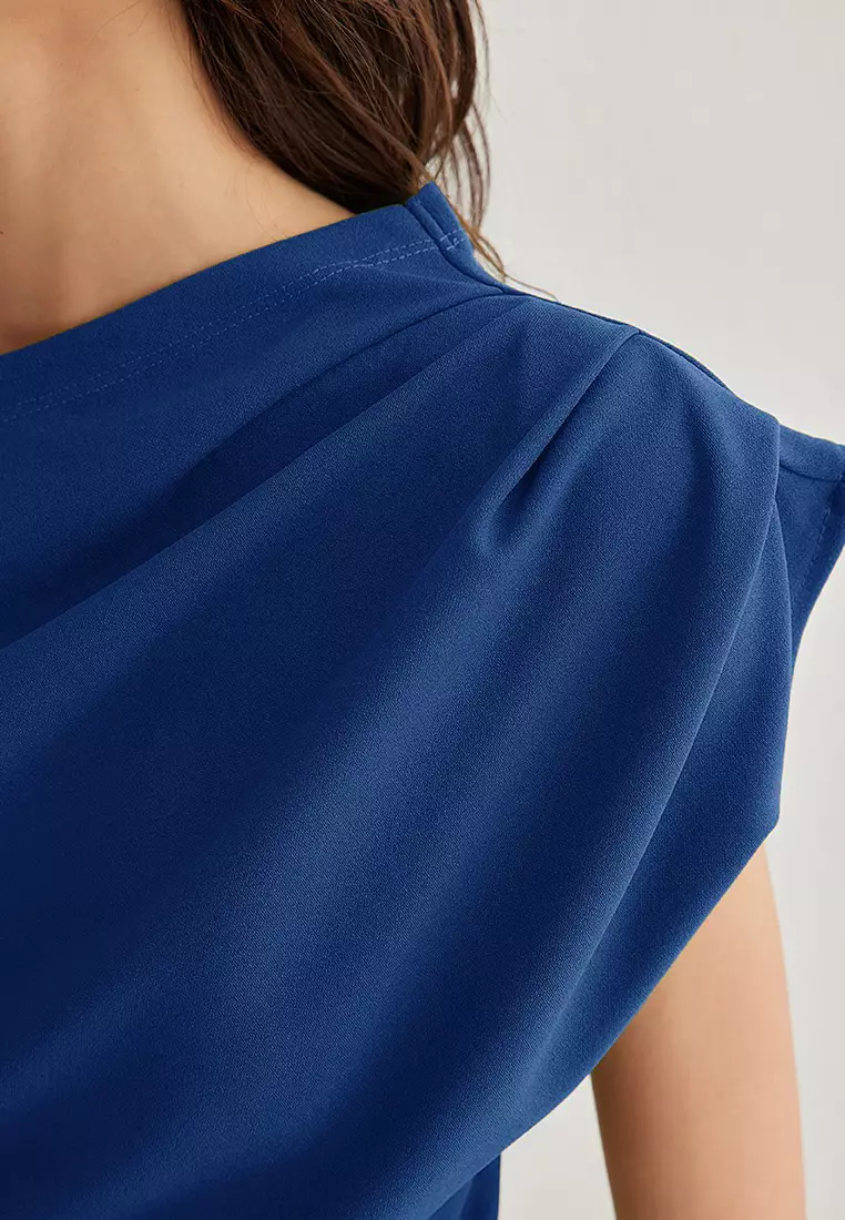 Saks Gather/Drape Detailed Draped Asymmetric Collar Knitted Blouse Twoss25Bz00024