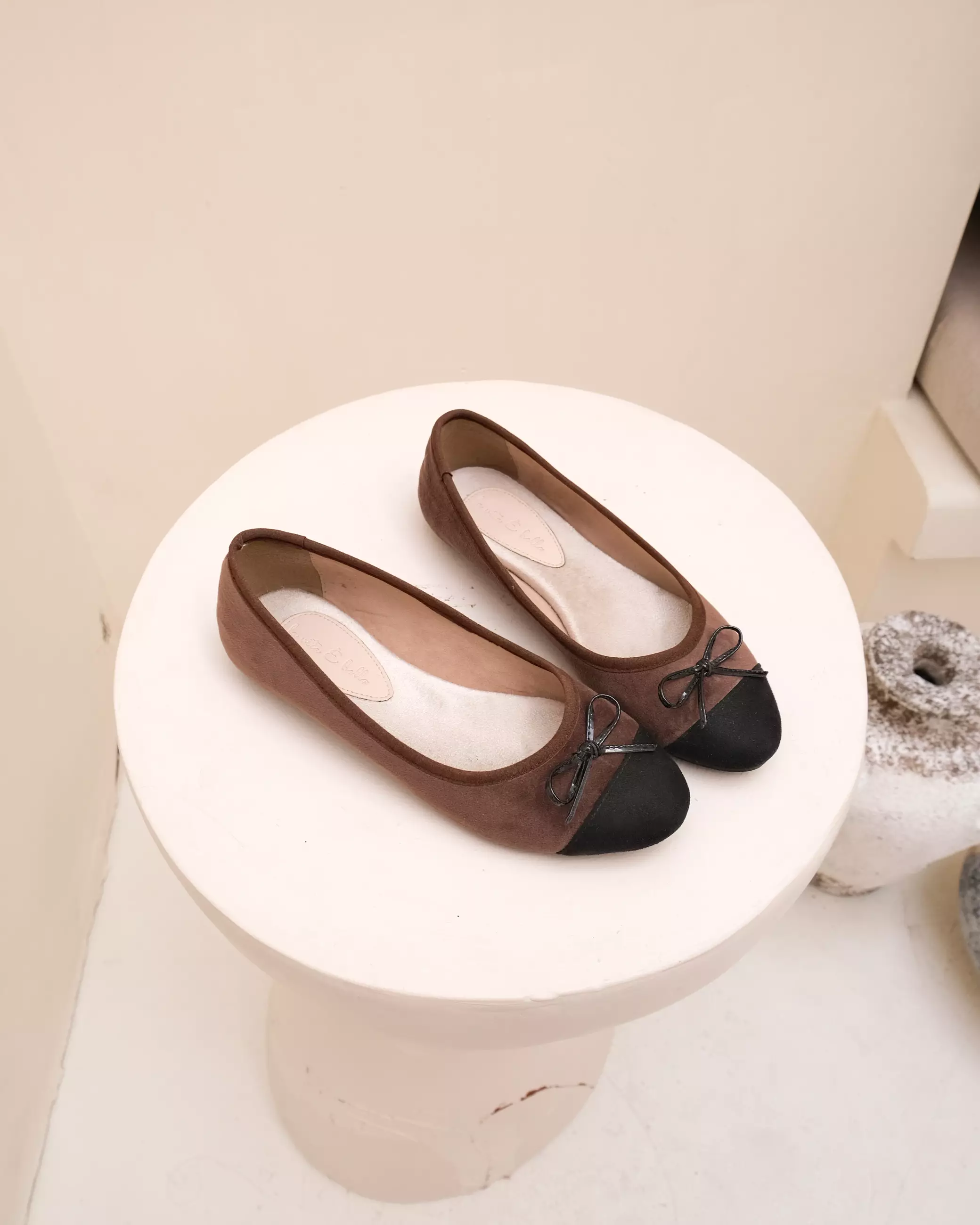 Momo Ballerina Round Toe Flat Shoes with Bow