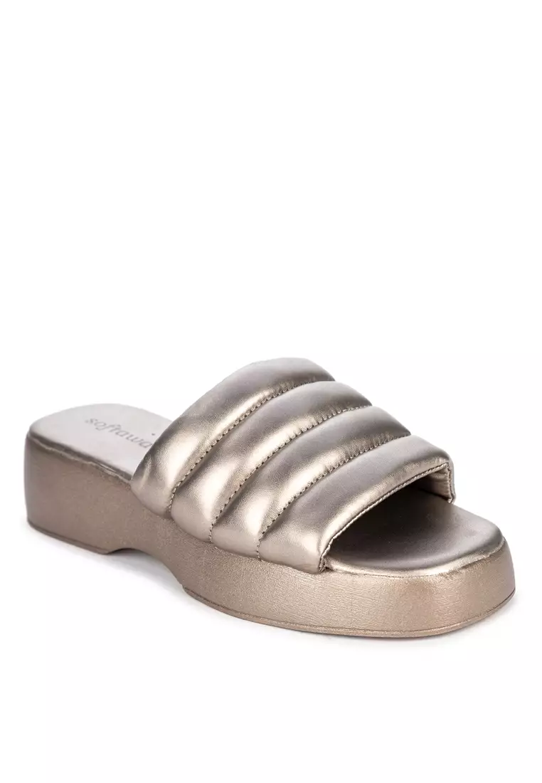 Discount on Unlisted  shoes - SKU: Soft Quilt Slides