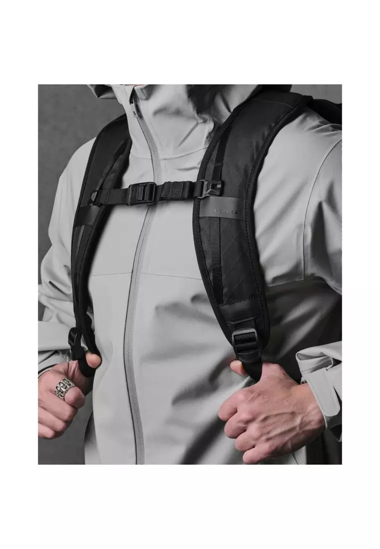 ALPAKA Elements Backpack Pro VX42 (Black)