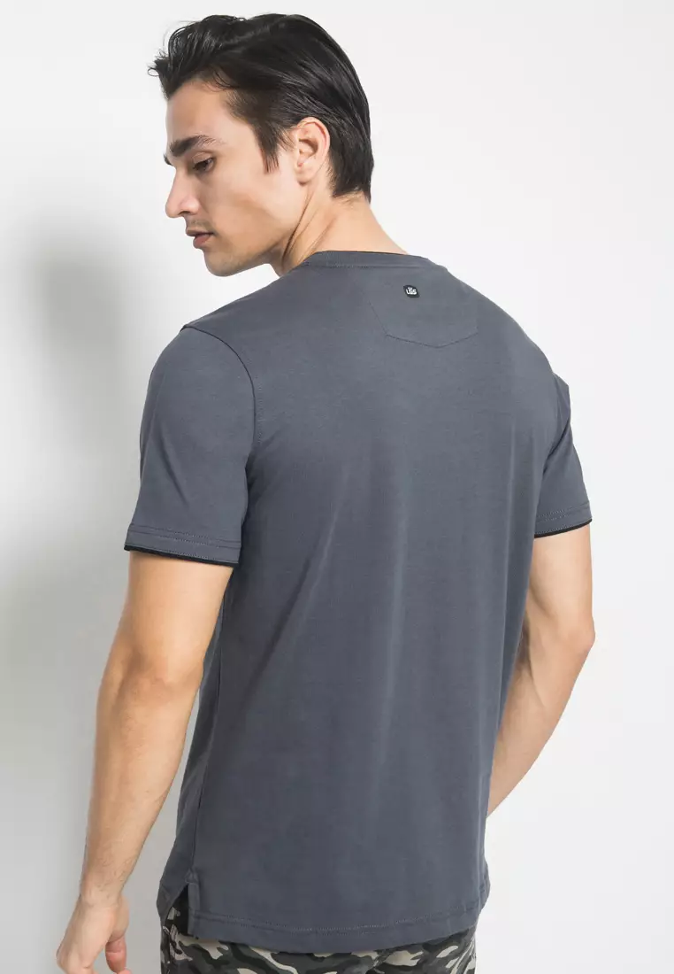 LGS - Kaos Casual Pria - Motif Tulisan - Dark Grey - JTS.322.M2773F.01