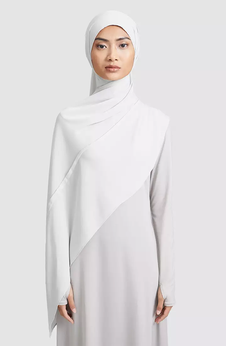 SHERA ORIKAMI – SLANTED DART SHAWL