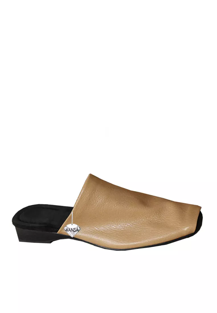 Discount on Twenty Eight Shoes  shoes - SKU: VANSA Simple Washed Top Layer Cowhide Semi-Slippers VSW-Ff-90701