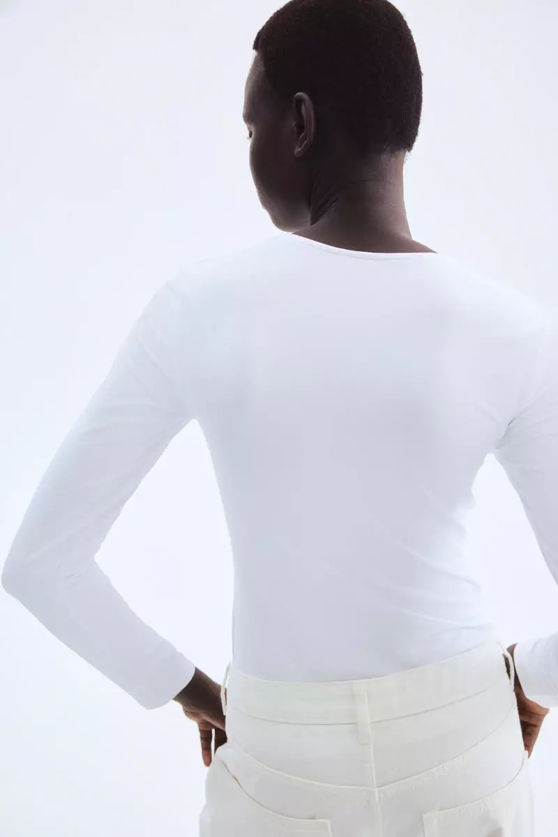 Long-sleeved jersey top