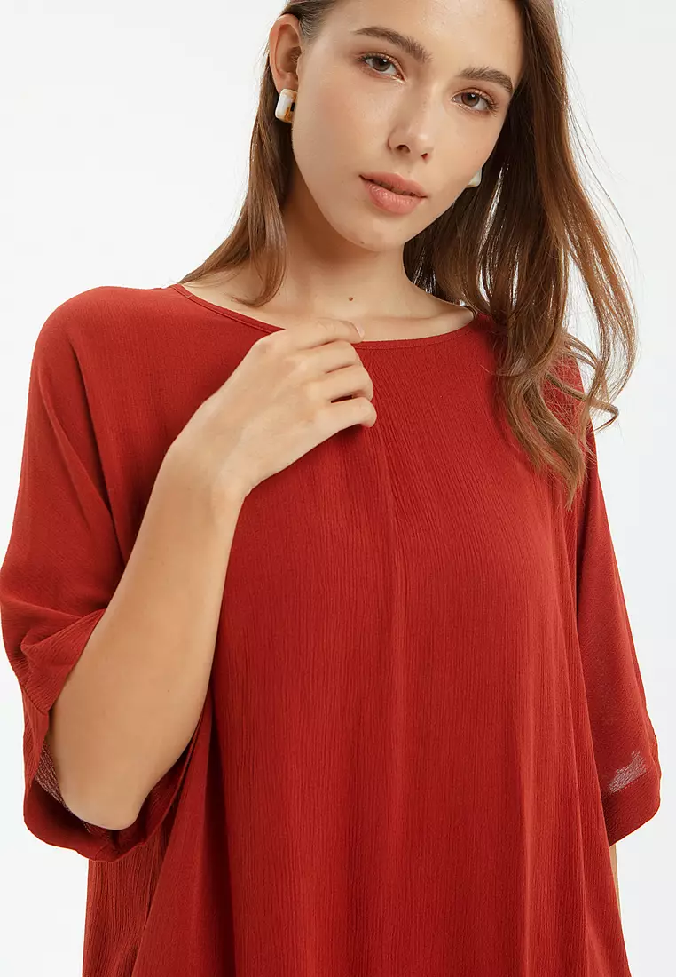 Minimal Claude Top Red Berry