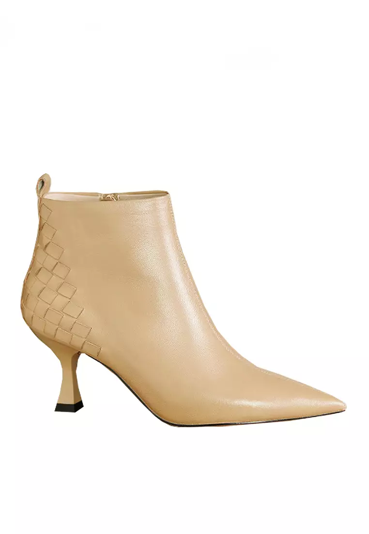 Discount on Twenty Eight Shoes  shoes - SKU: VANSA Vintage Leather Pointed Toe Woven Ankle Boots VSW-B0930006