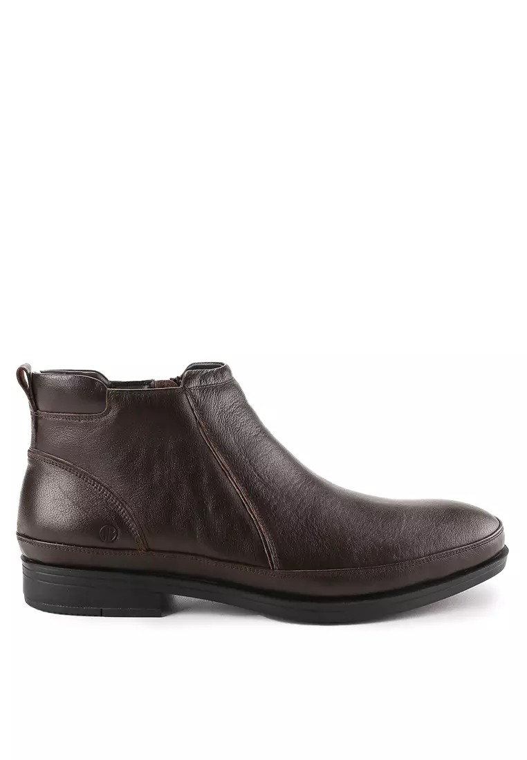 Sepatu boot shop hush puppies