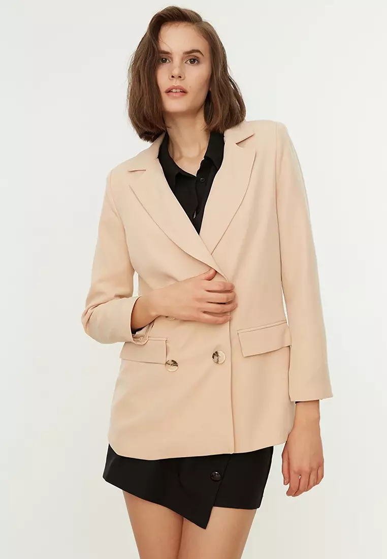 Button Detailed Blazer