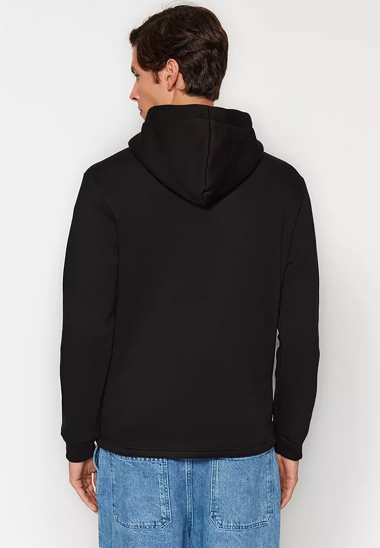 Thick black sale pullover hoodie