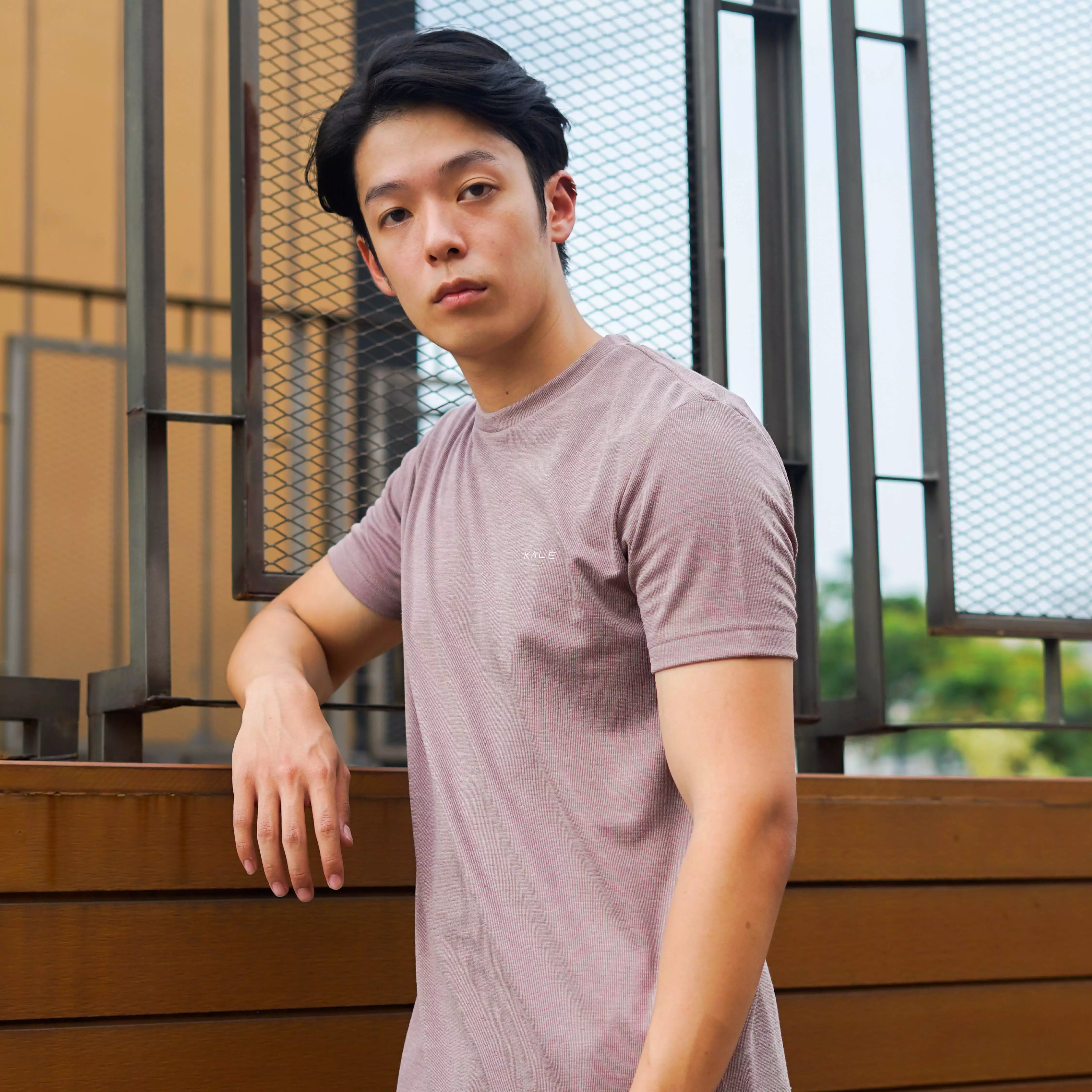 Kale Jovan Purple / Kaos Pria Basic Polos Lengan Pendek