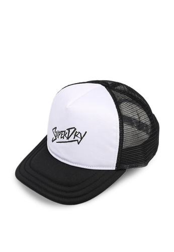 black vintage trucker hat