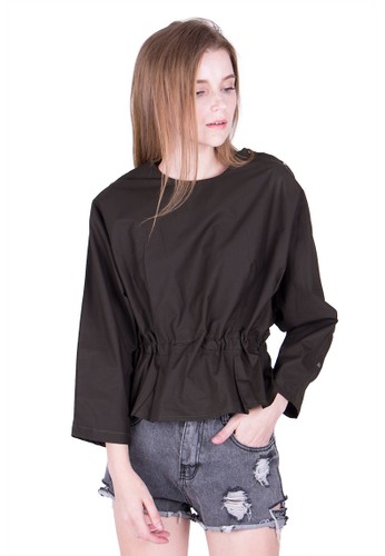 Snap Buttoned Sleeves Top