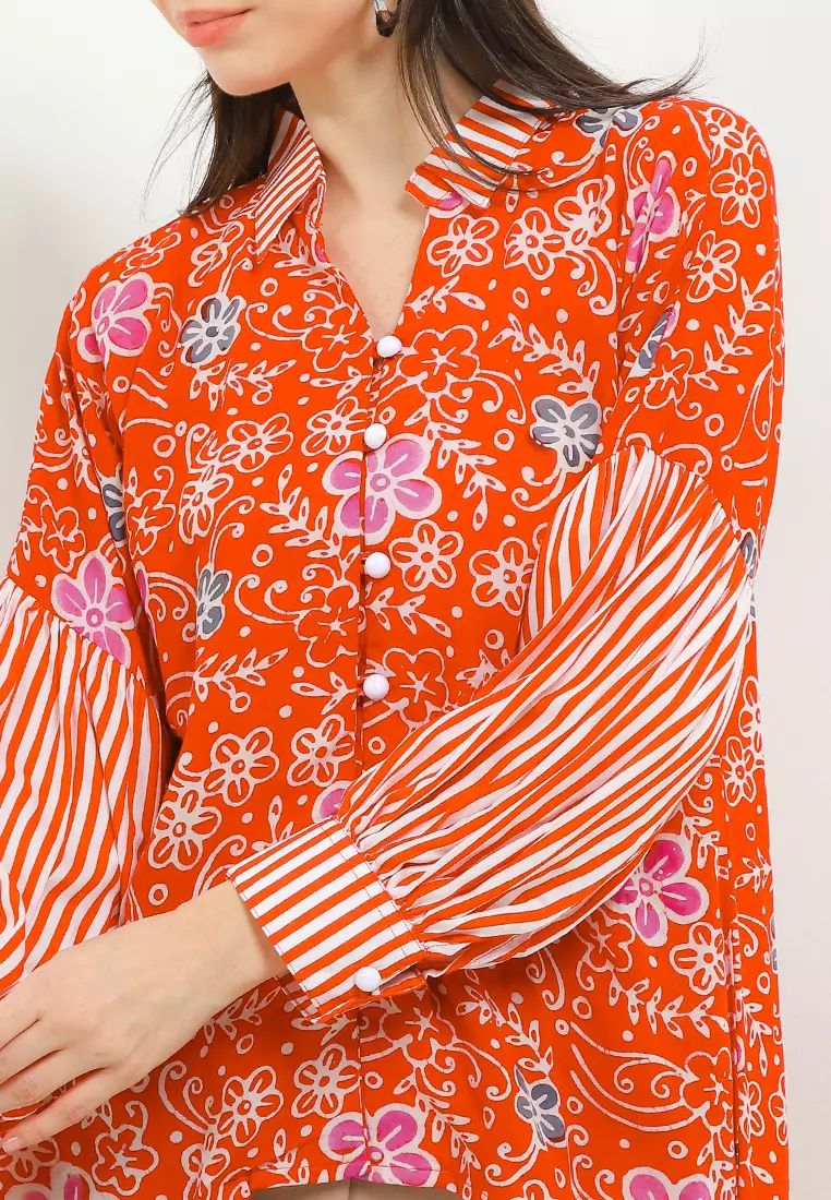 Vrui Bunga Blouse Batik