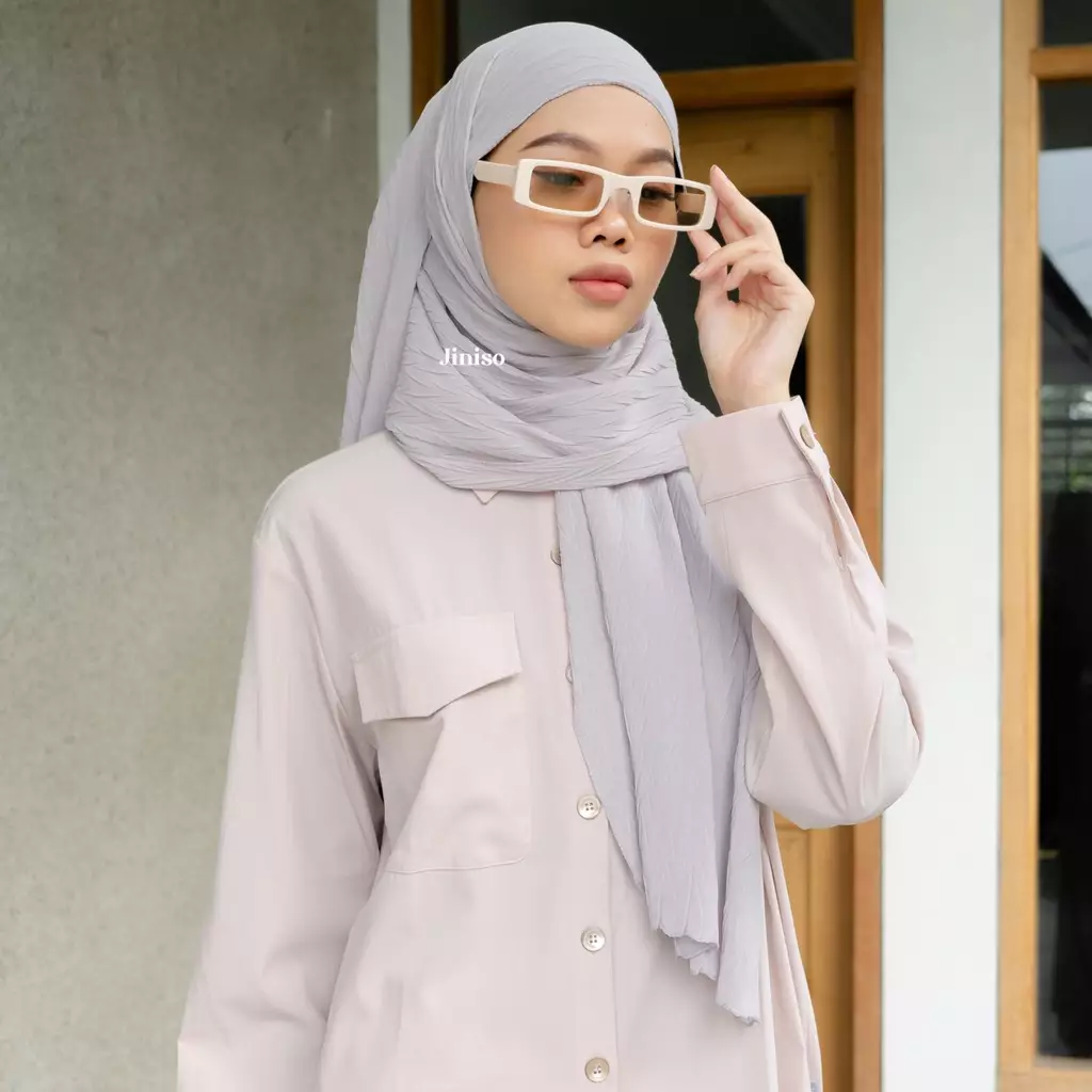 AURA Active Hijab Pashmina Flowy Plisket Breeze