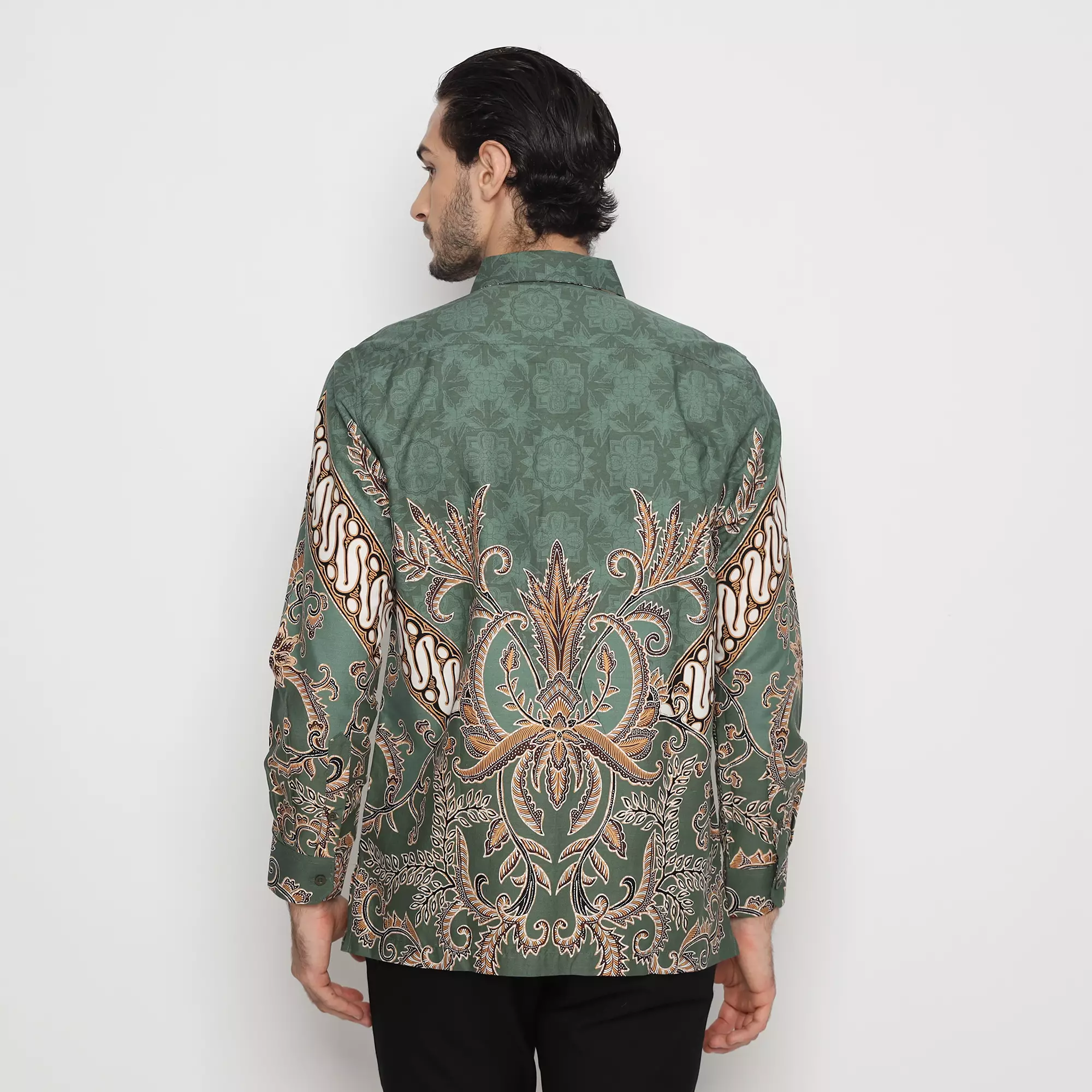 Platini Kemeja Batik Pria Lengan Panjang Katun Hijau 36054