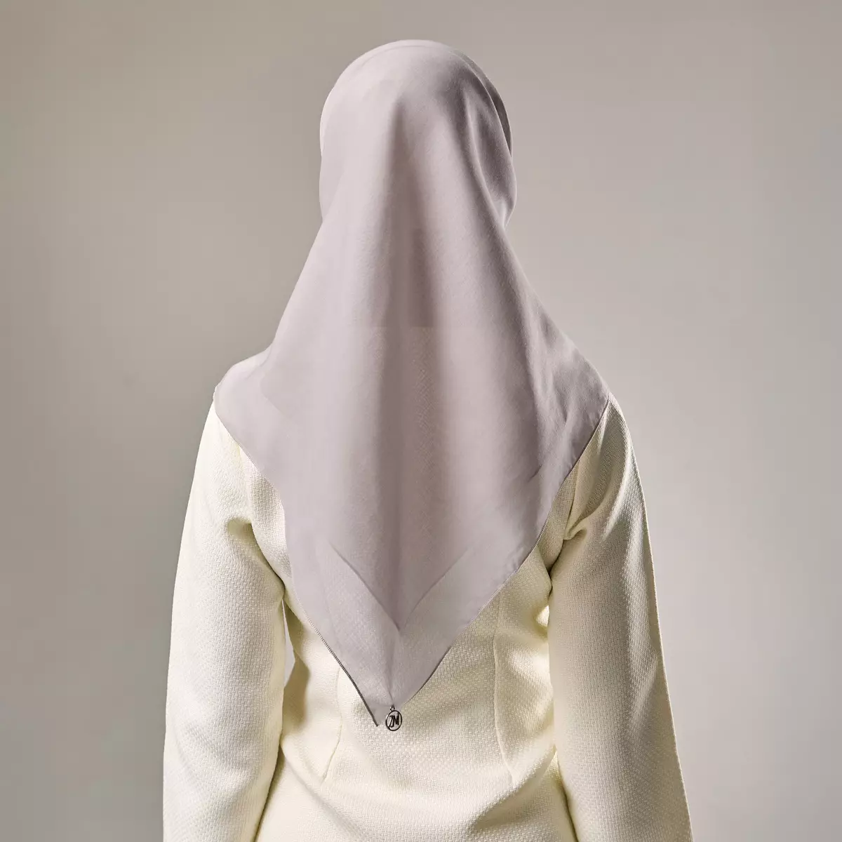 [New Collectio] ZM Zaskia Mecca - Hijab Paris Premium Parissa Silver | Bahan Adem, Fine Stitch, Mudah Dibentuk & Classy