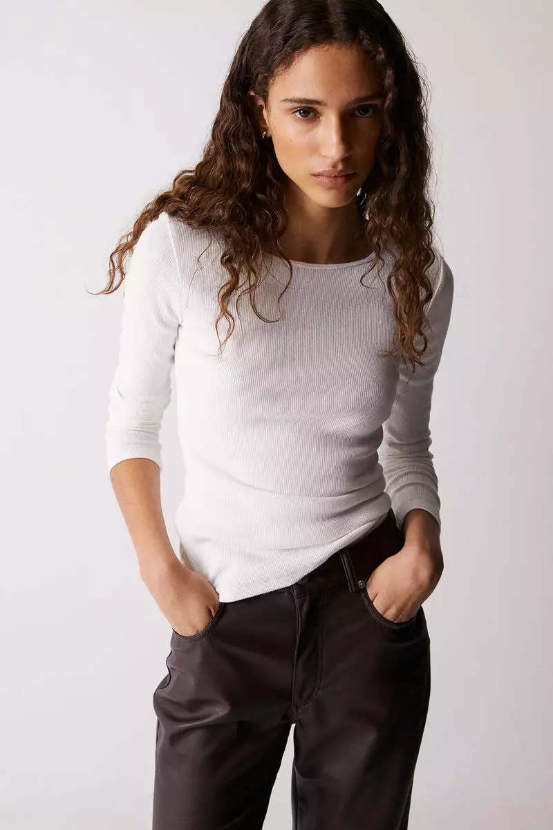 Coated trousers