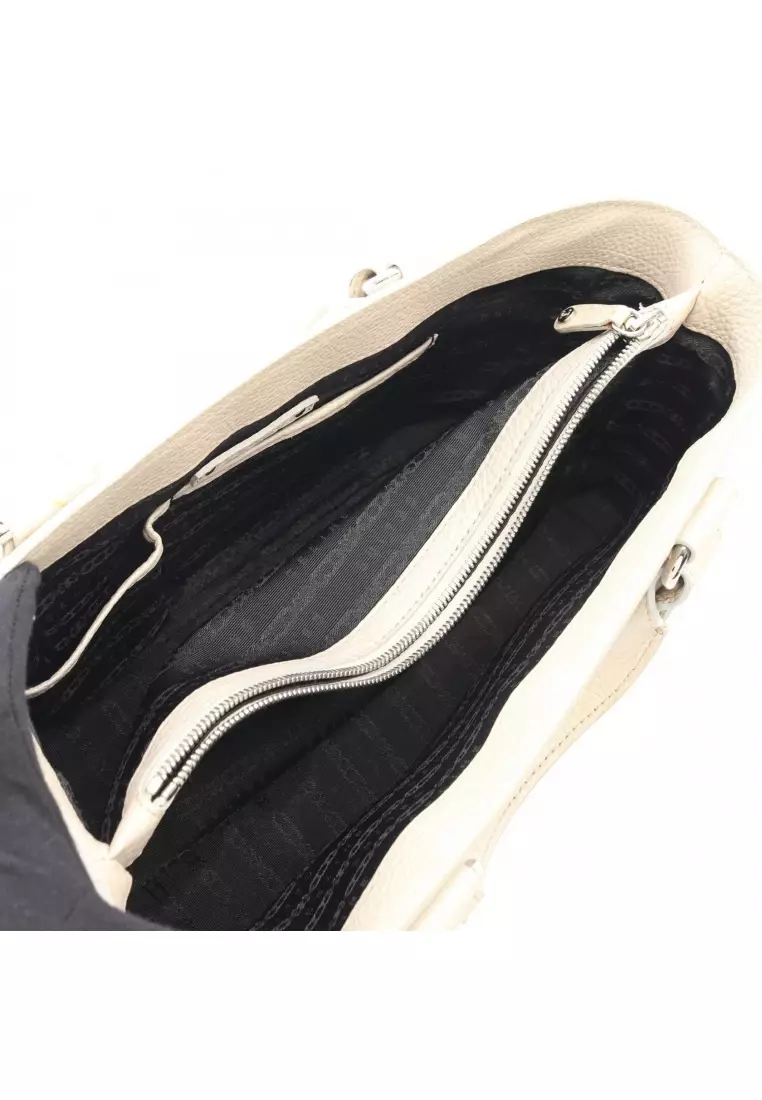 Pre-Loved Celine boogie bag Handbag leather off white