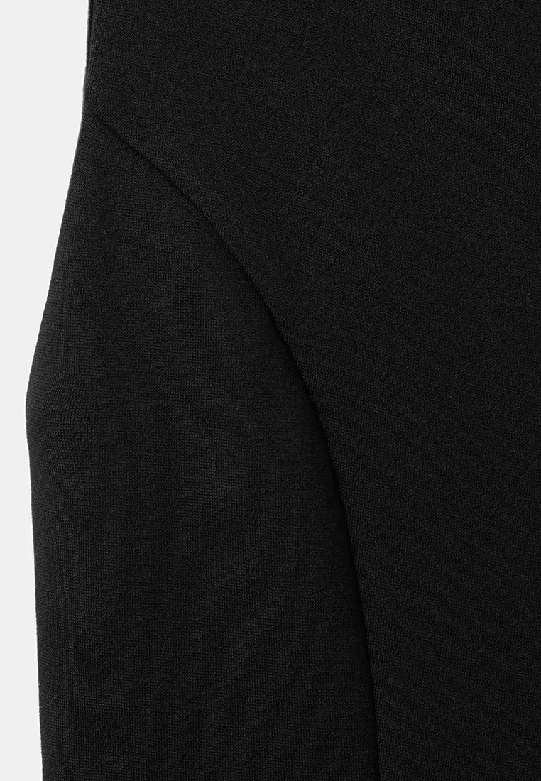 荷葉邊墊肩上衣