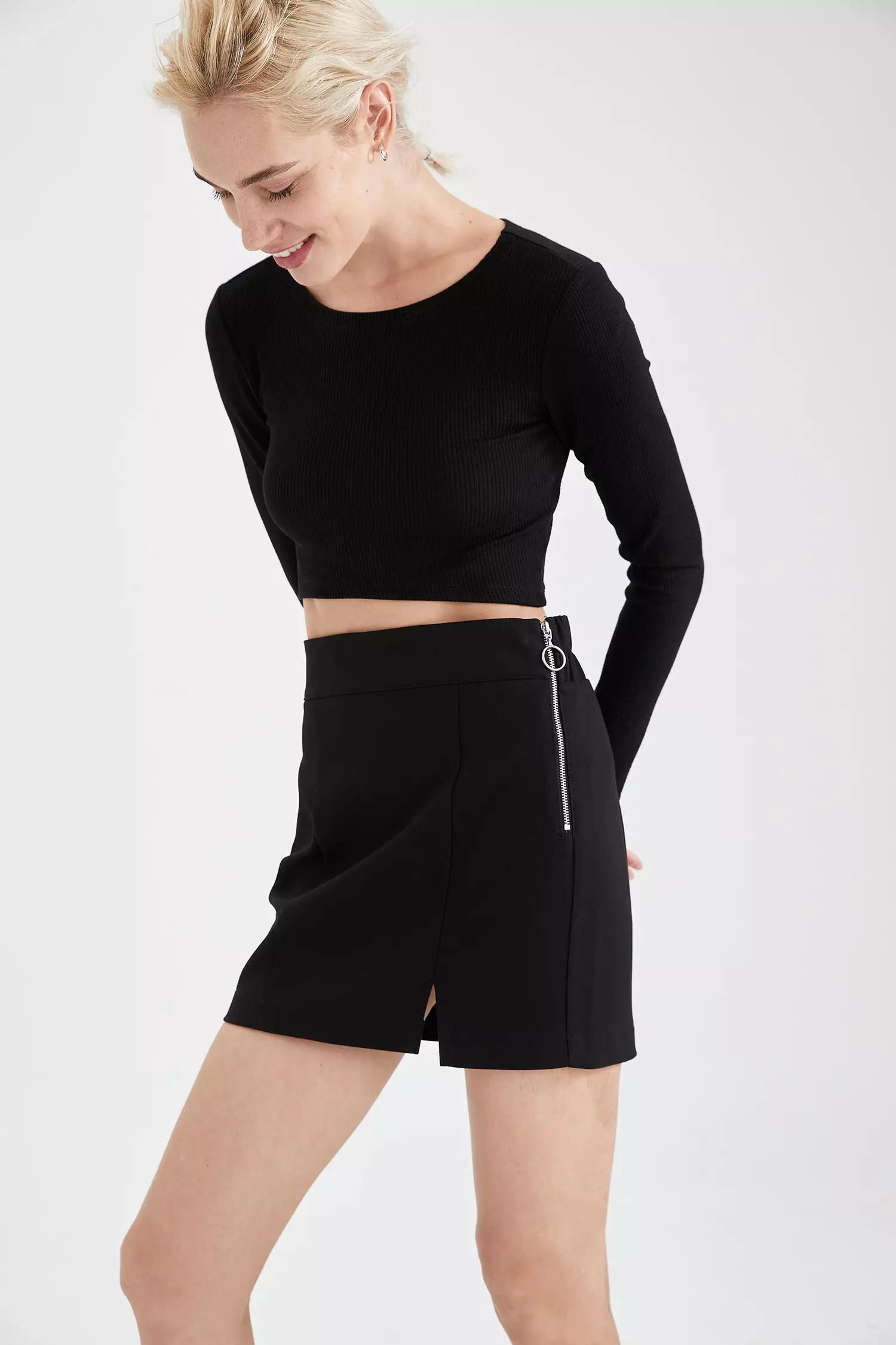 Slim Fit Woven Mini Skirt