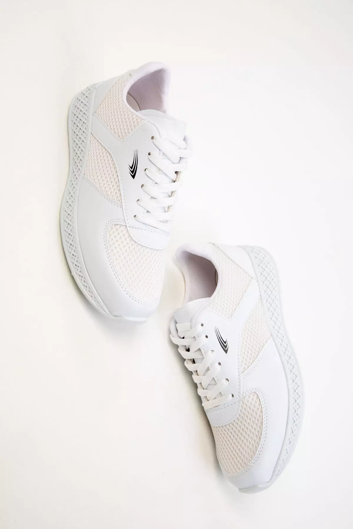 Women's White Sneakers 17166