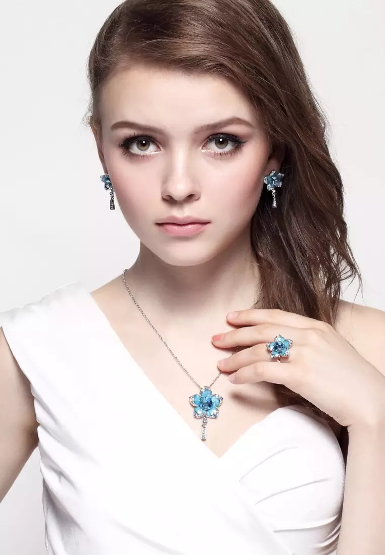 Swarovski flower ring top