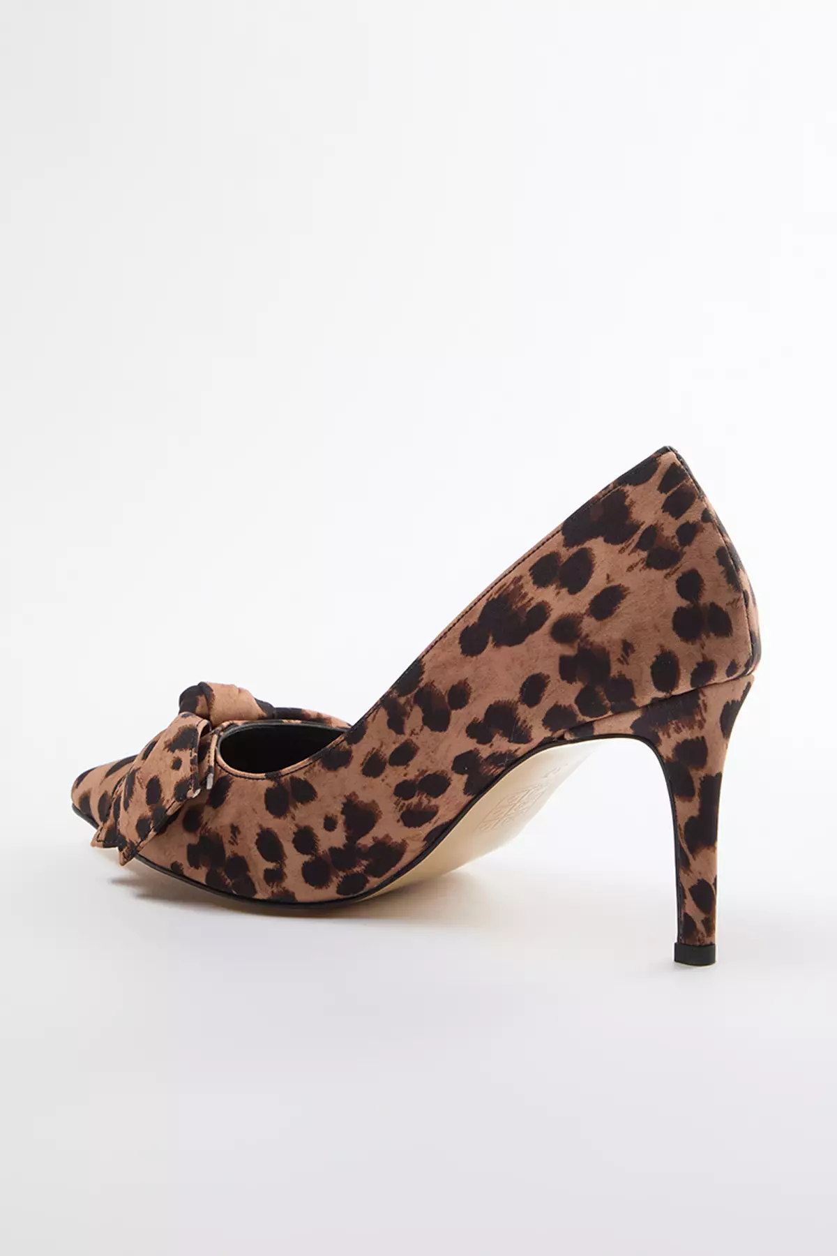 Leopard Patterned Bow Detail Pump Heels