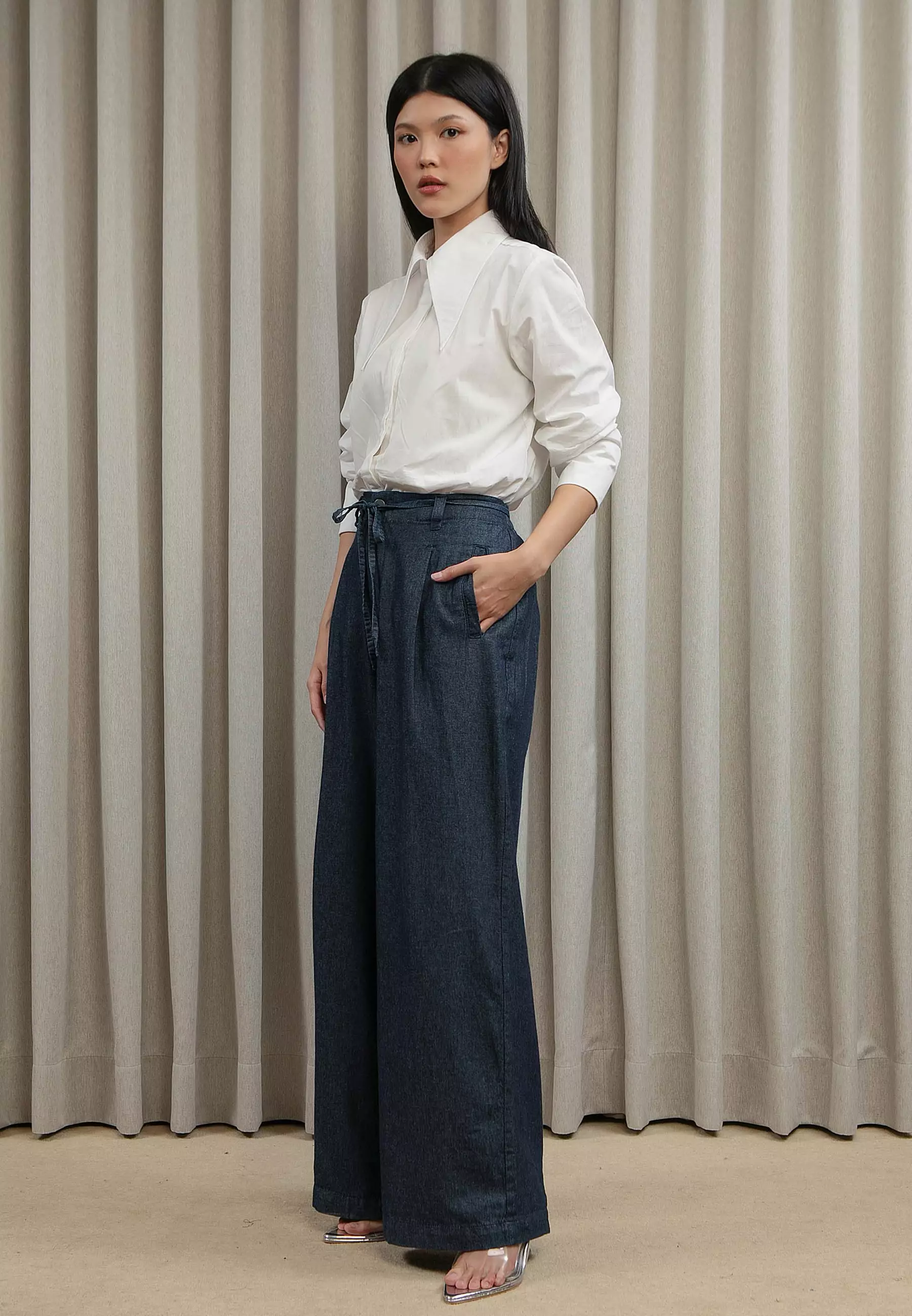 HijabChic x Nabillasyal Meline Denim Pants - Celana Panjang Basic Denim Lurus Saku Pinggir