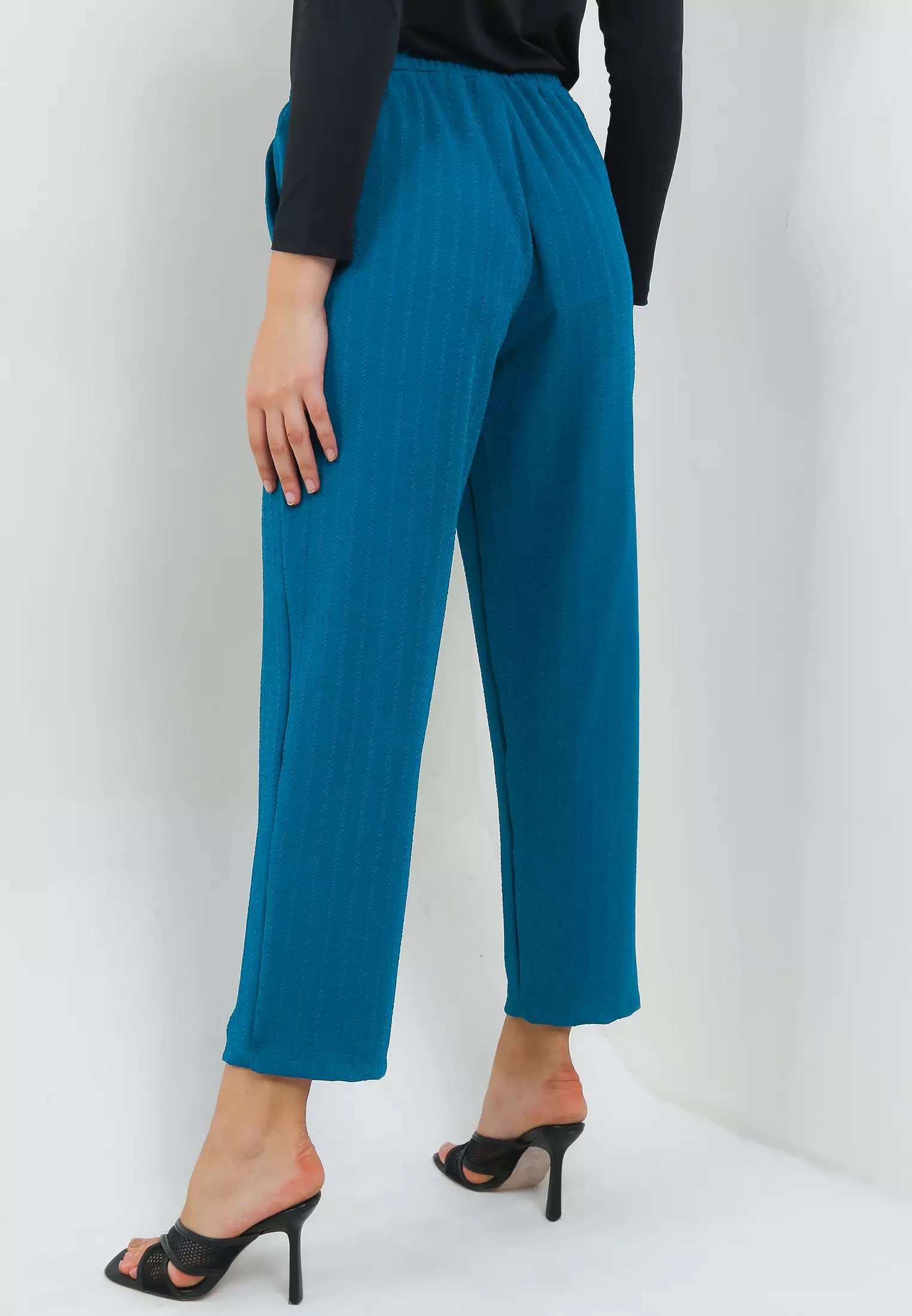 MFMW Tujedeka Celana Panjang Biru Tosca