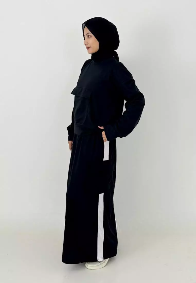 Set Sporty Skirt Hilda (Setelan Training Olahraga Lari) Hitam- Sweater Rok
