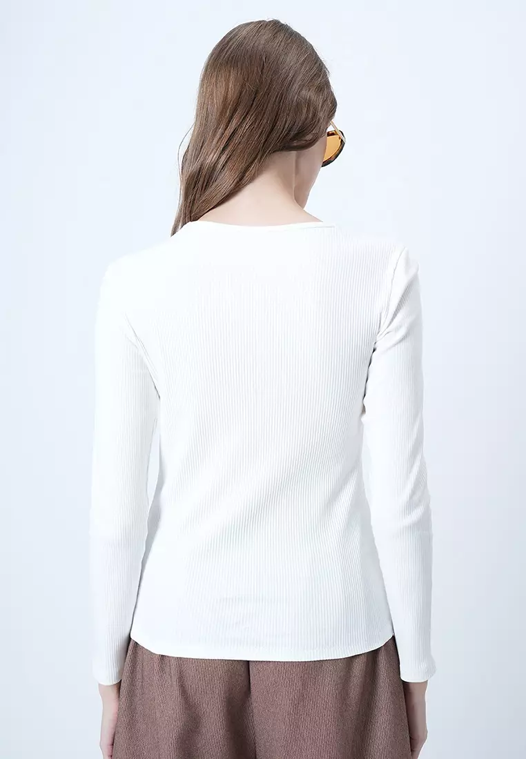 Accessory Detailed Asymmetrical Gathered Blouse