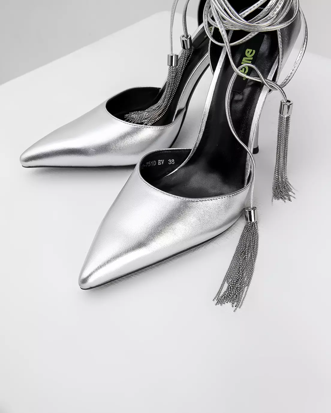 Pumps/Heels