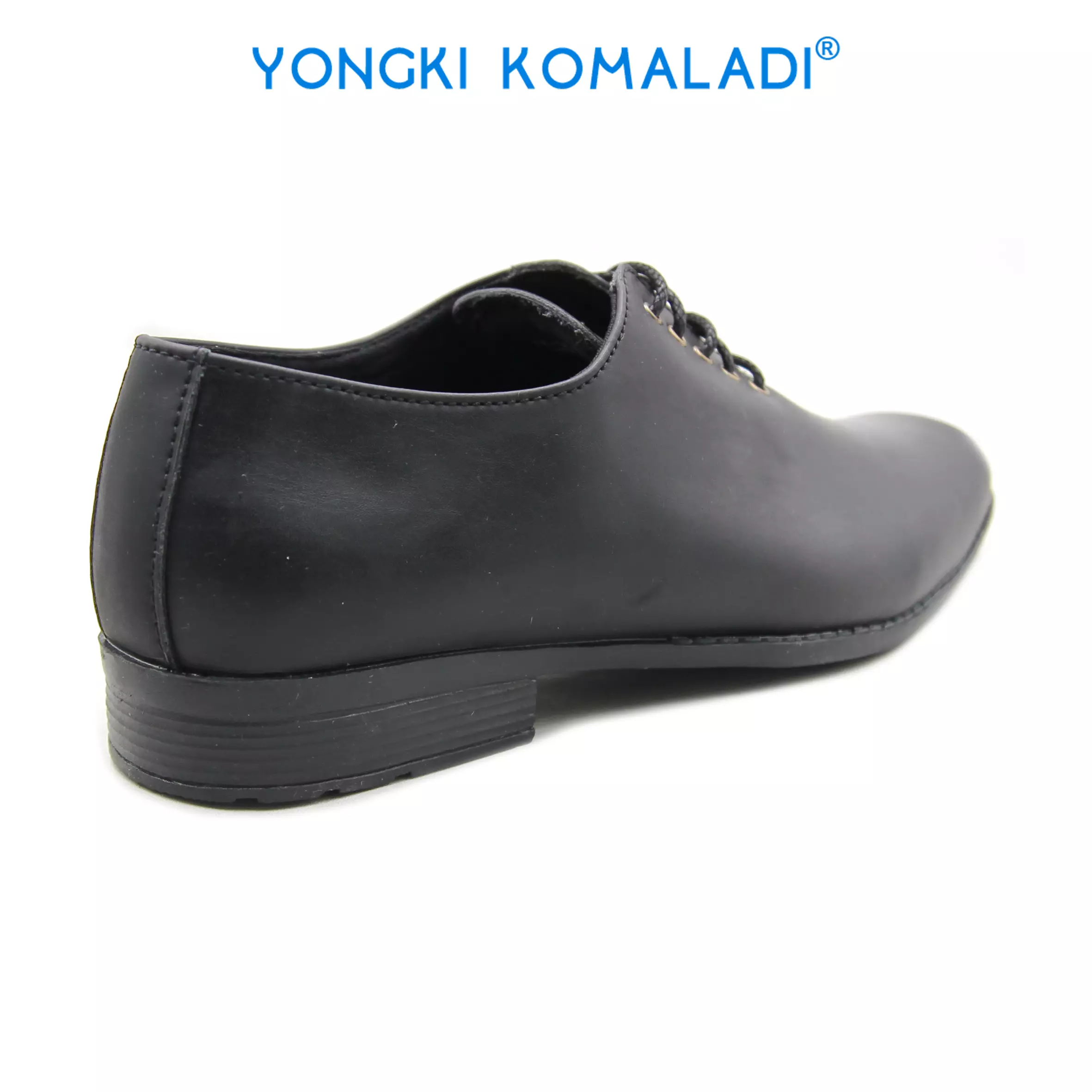 Yetuklar onanizm videolarini tomosha qiling