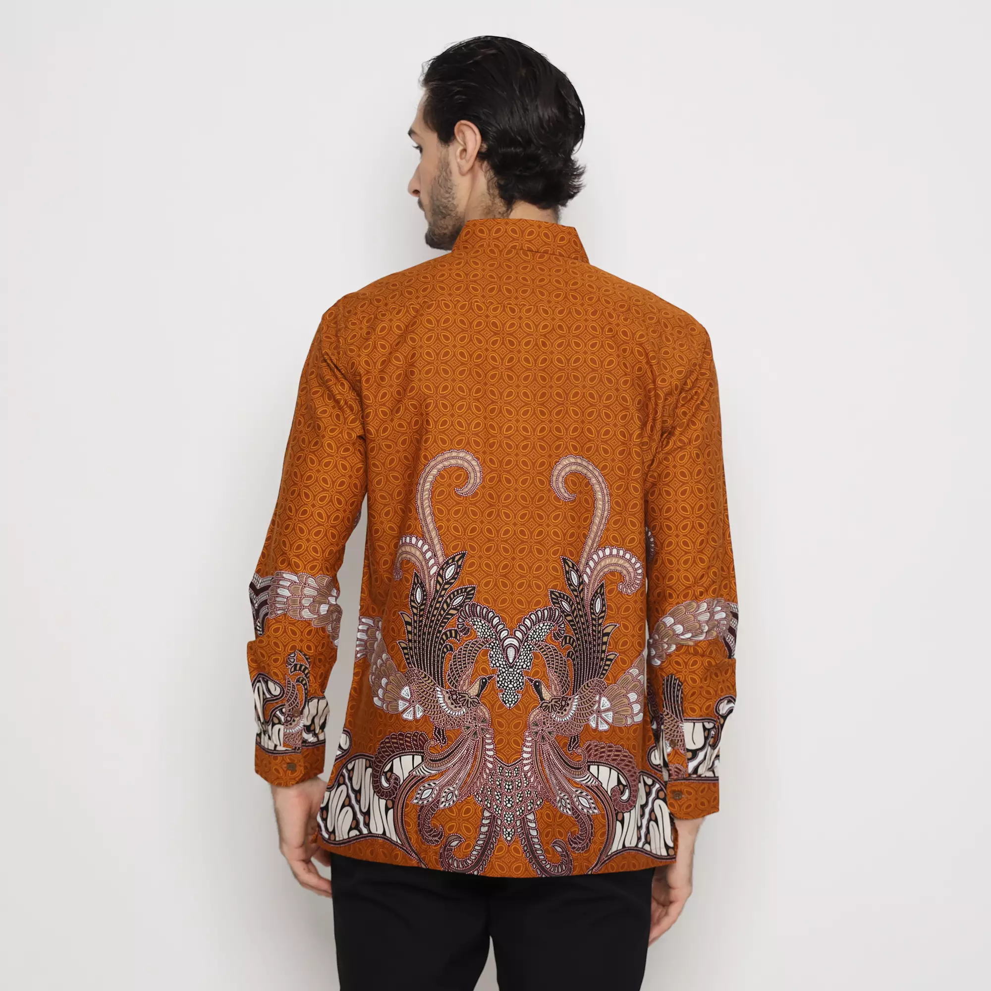 Platini Kemeja Batik Pria Lengan Panjang Katun Coklat 36055