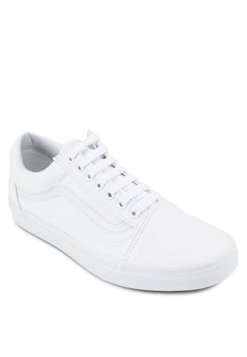 VANS white Core Classic Old Skool Sneakers VA142SH45MQKMY_1