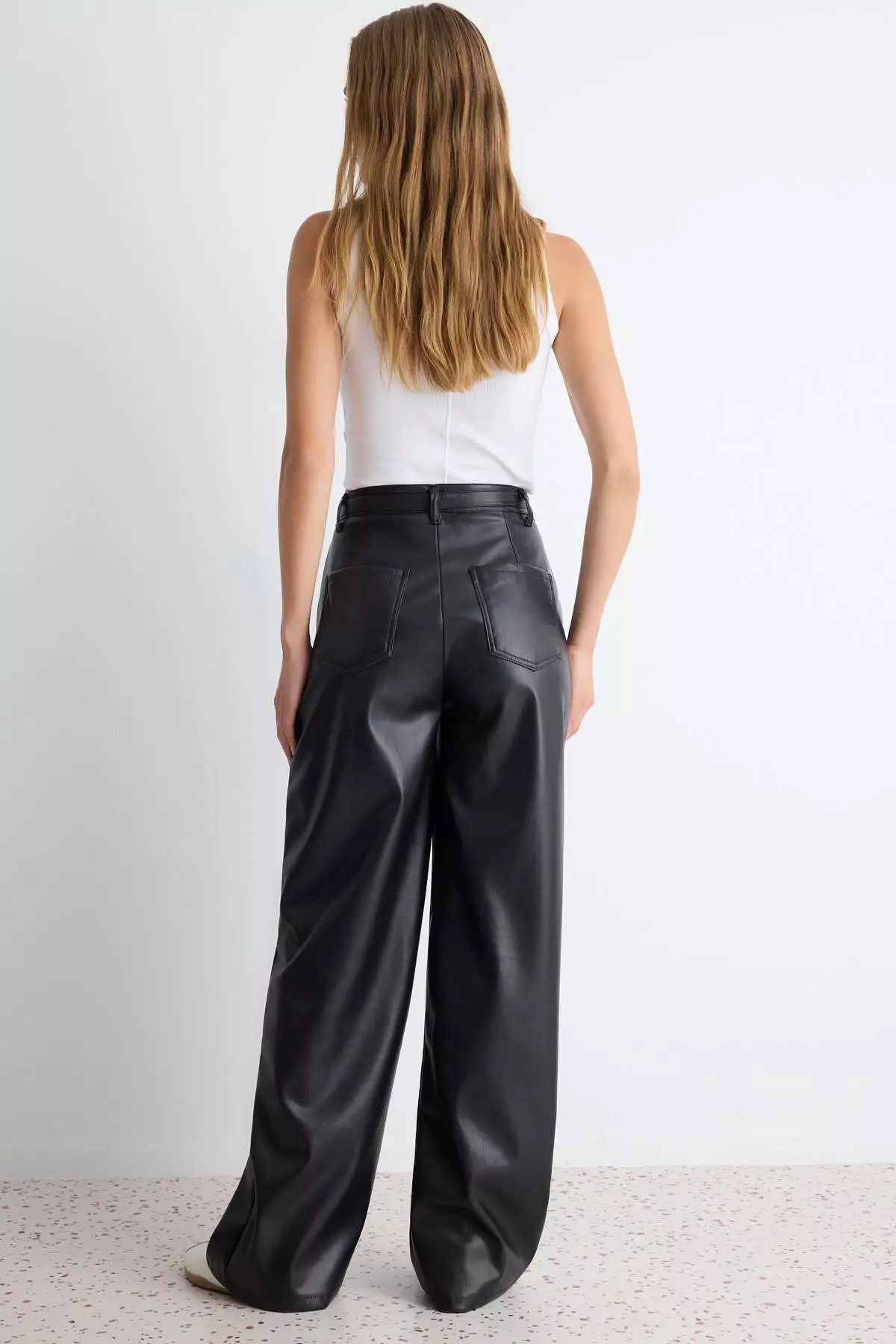 Black Plain Wide Leg Faux Leather Knitted Trousers With Pocket Detail