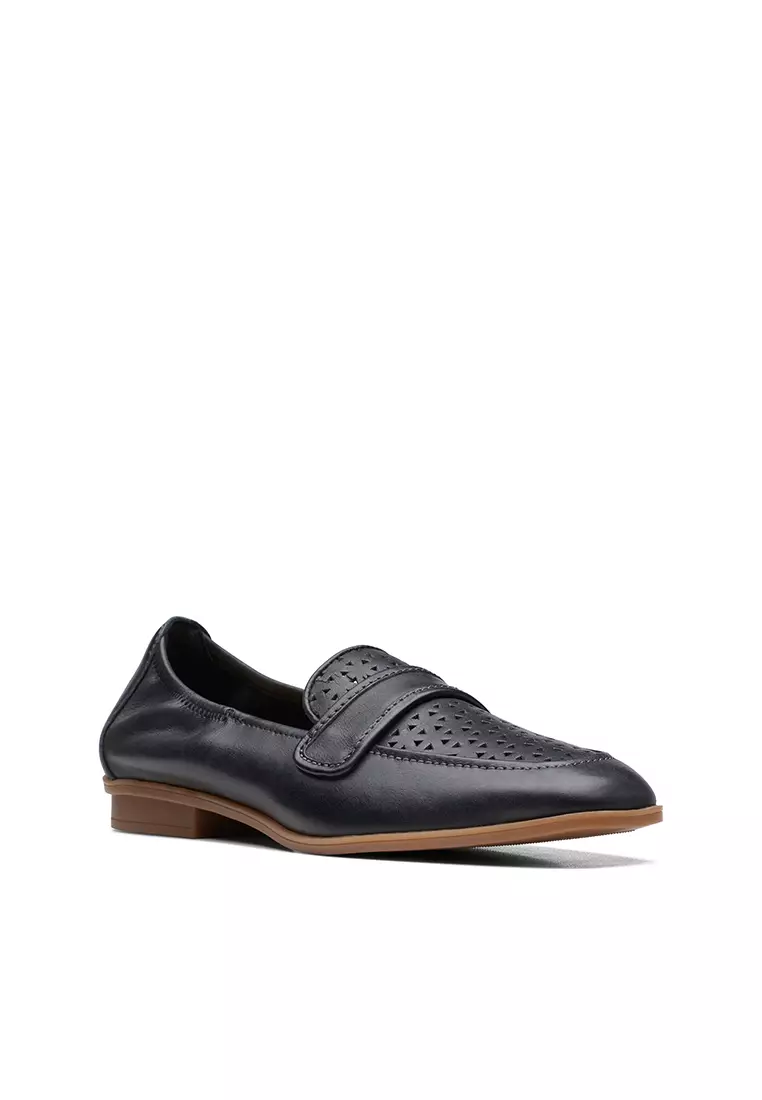 Discount on Clarks  shoes - SKU: Lyrical Way Loafer Black