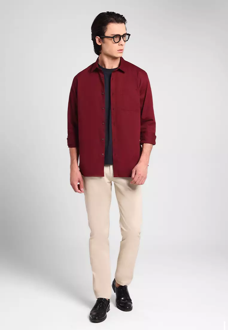 MANZONE - Kemeja Lengan Panjang Pria Maveric 06 Comfort Fit - Maroon Warna Maroon