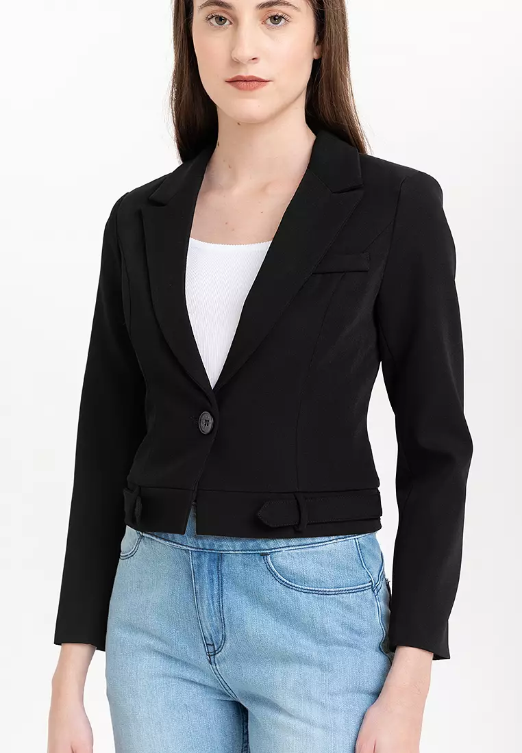 Chic Cropped Blazer