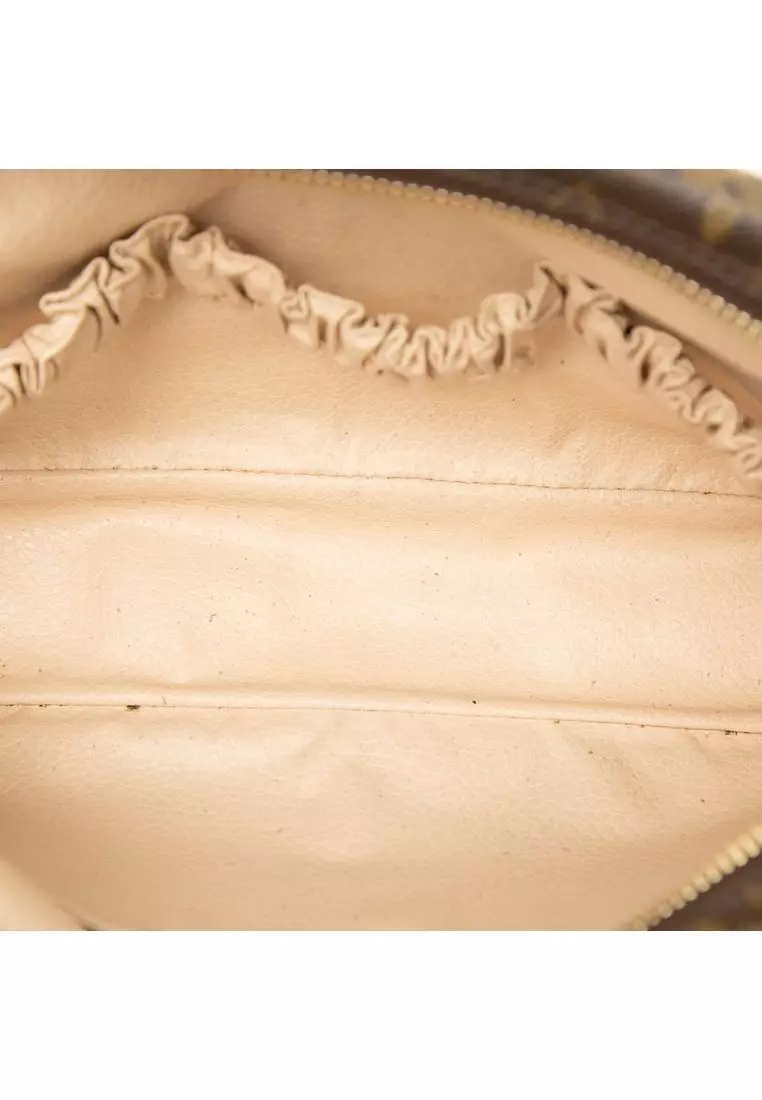 Pre-Loved Louis Vuitton Monogram Trousse Toilette 23