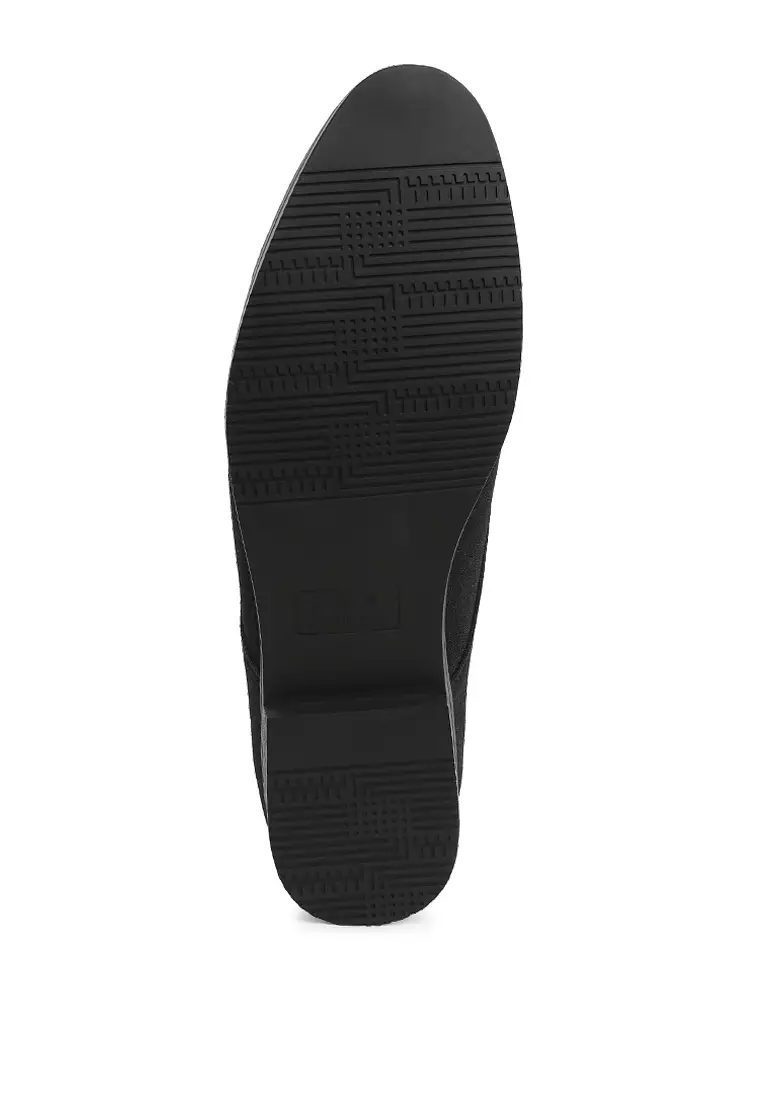 Sepatu Derby Klasik Warna Hitam