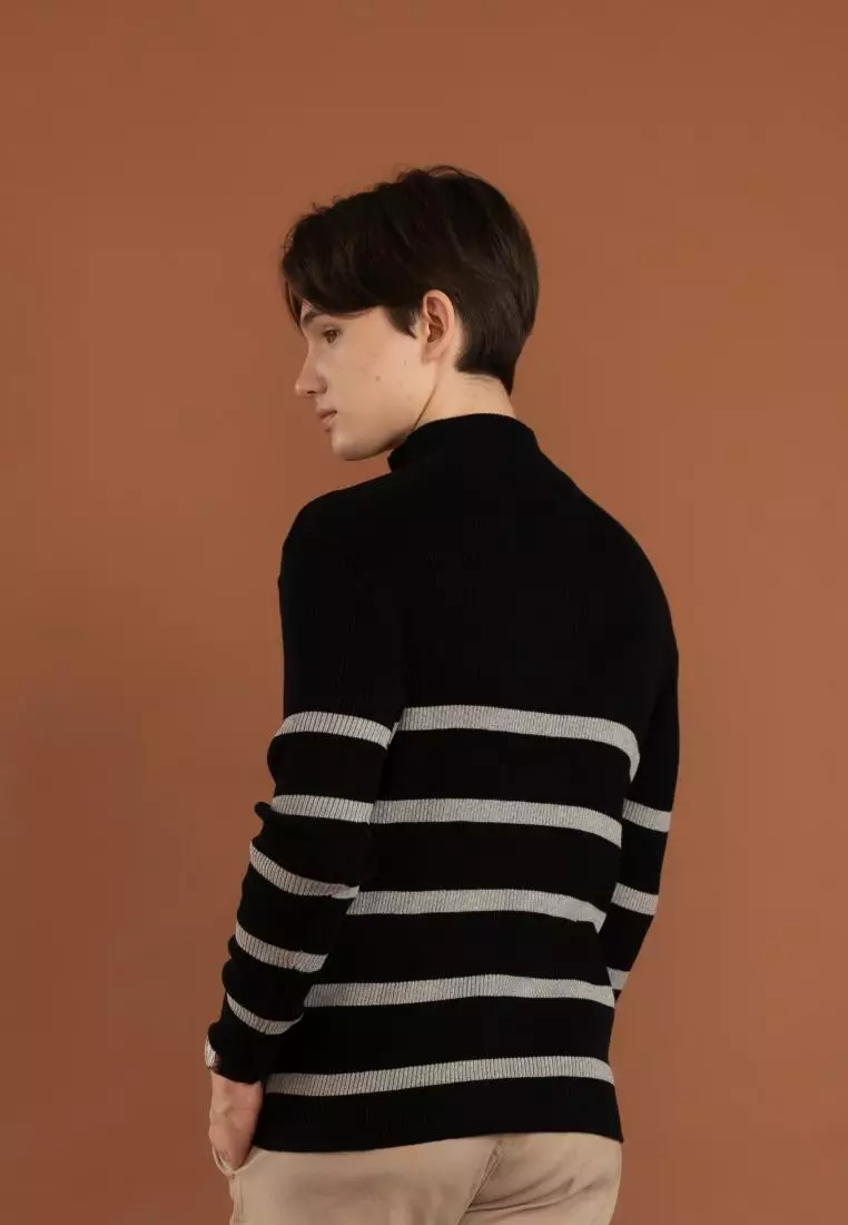 Kale Dickson Black / Sweater Rajut Lengan Panjang Pria premium berbahan dasar cotton wool