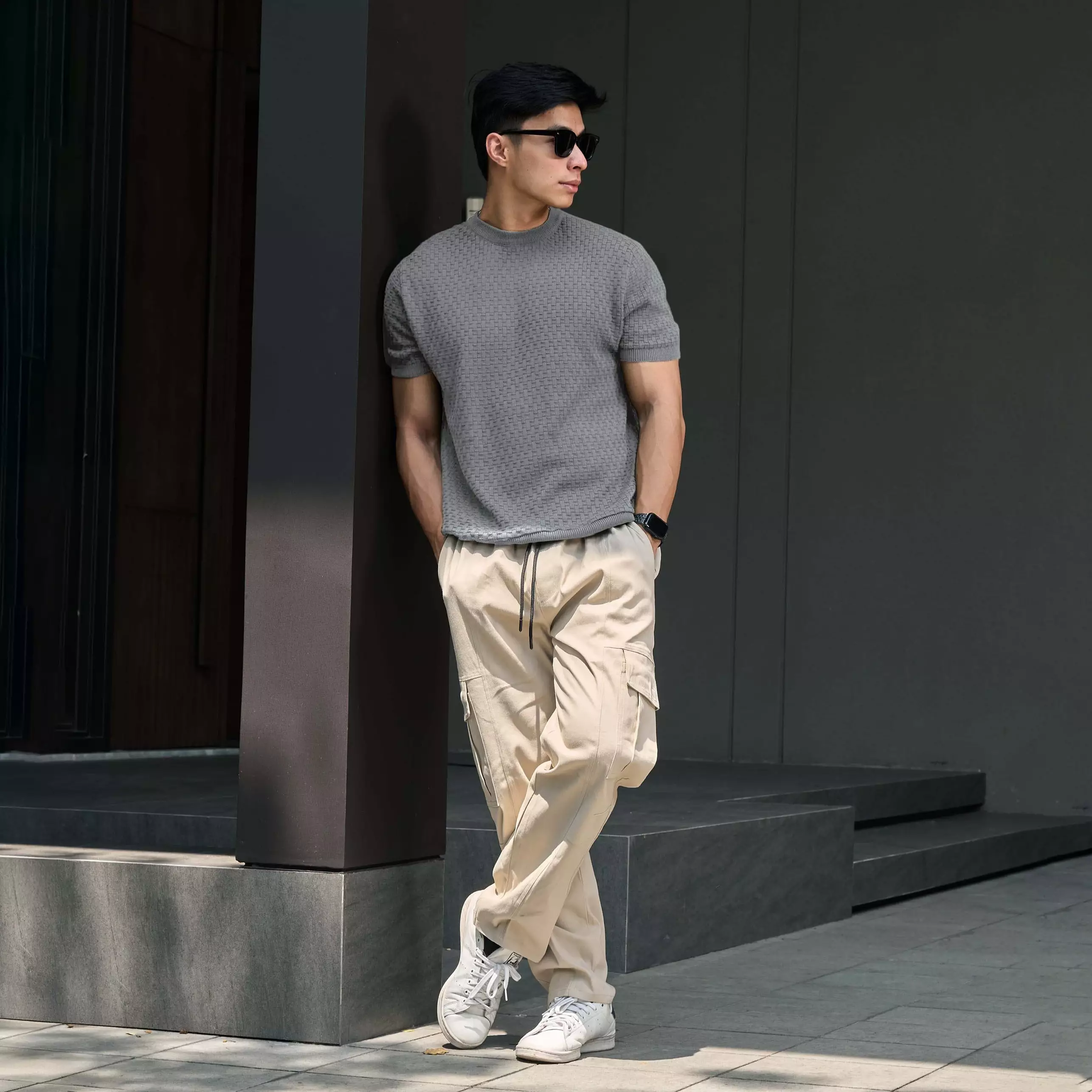 Kale Miller Grey / Sweater Rajut Pria Lengan Pendek / Knitwear