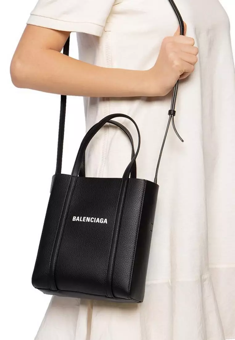 Balenciaga everyday tote discount bag