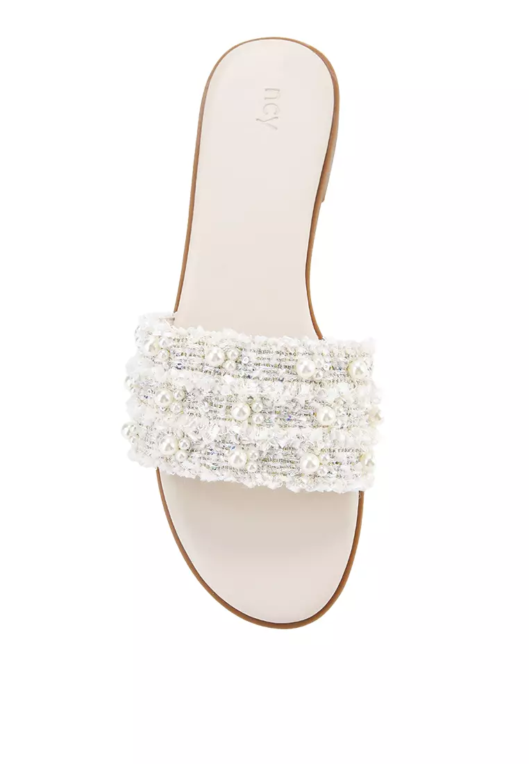 Bethany J2472-6 Casual Sandal Off White