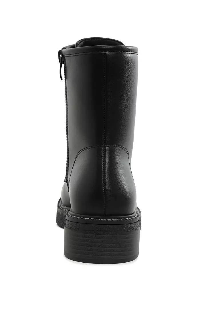 Metallic Texture Lace Up Boots in Black