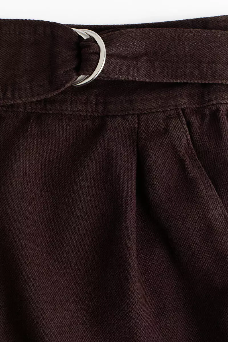 Belted denim shorts