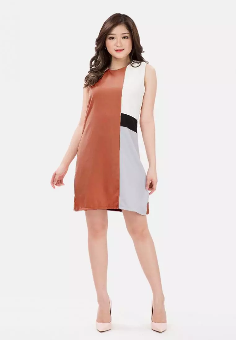 Three Colour Mini Dress in Brown