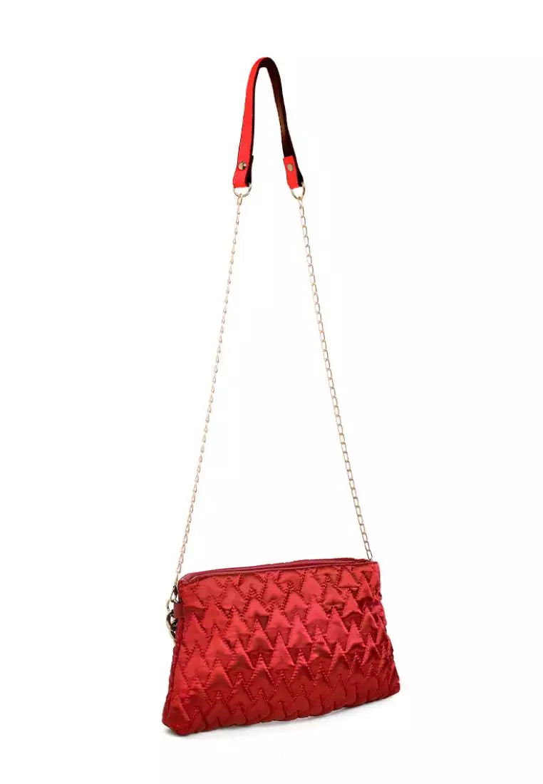 Red cross hot sale over bag